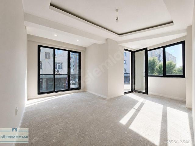 Bahçelievler Ulubatlı Hasan Cadde Sıfır Bina Satılık 2+1 Daire