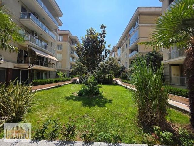 Bahçelievler Yaseminkonakları 2 Satılık 3+1 Peyzaj Cephe Daire