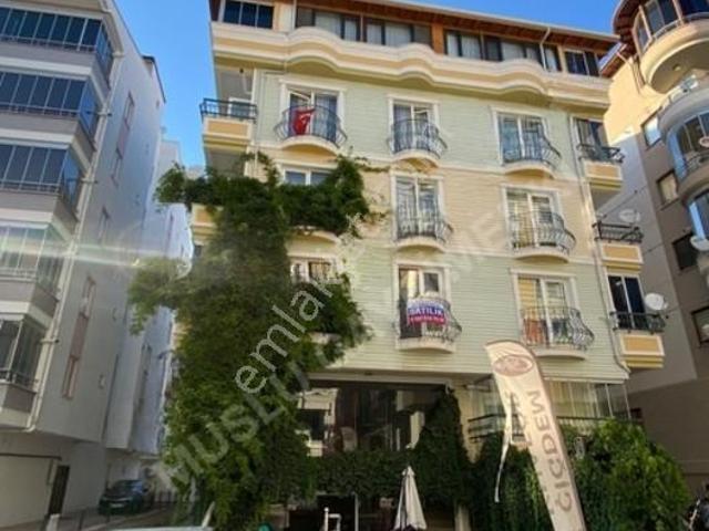 Bahçelievler Yeşilyurt 3.sokakta Satılık 3+1 Daire