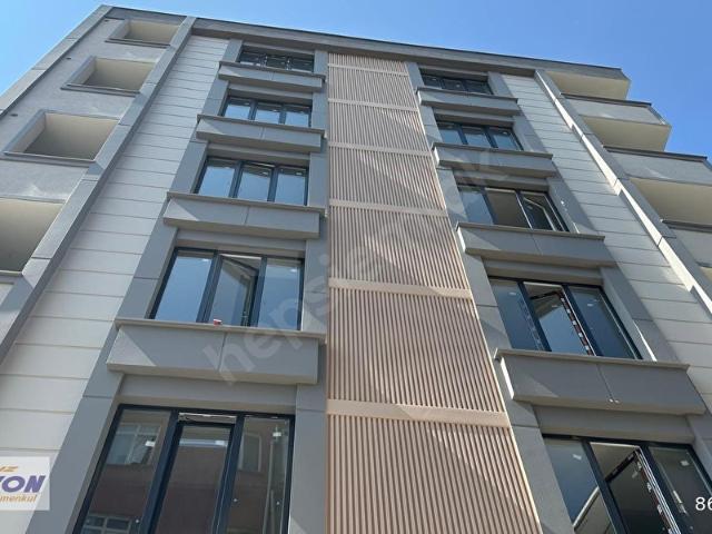 Bahçelievler, Yenibosna Satılık 2+1 sıfır daire. Vizyon