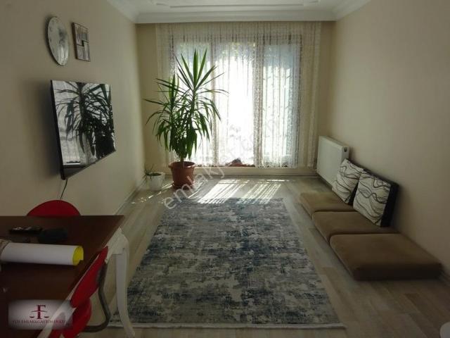 Bahçelievler Yenibosna Zafer Mah.satılık 2+1 Daire