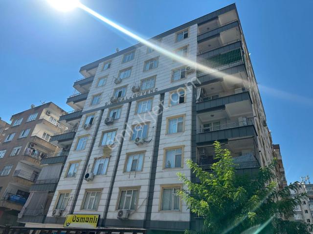 Bahçelievlerde Yeni Yapı Uygun Satılık Daire