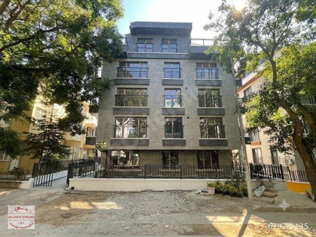 Bahçelievlerde Yeni 3+1 Katta ÖnCephede Kombili 2 Banyolu