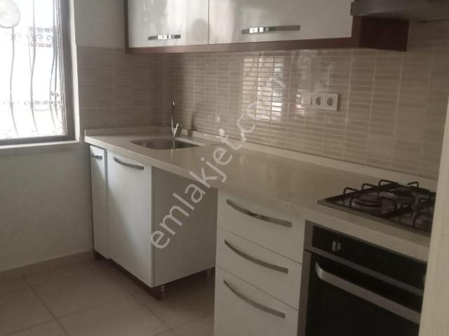 Bahçelievlerde Kiralık Başkent Hastane Sokagında 3+1 Y Giriş Merkezi Full Bakımlı Daire