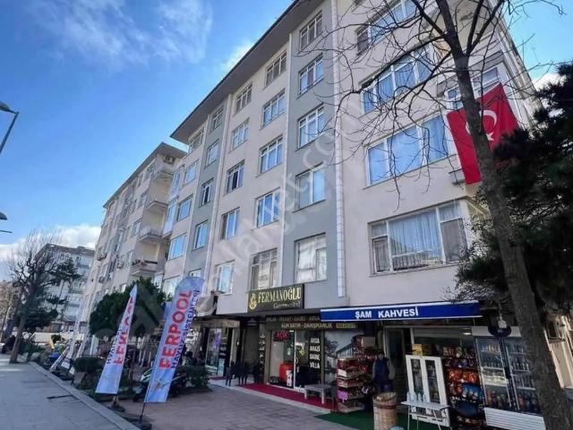 Bahçelievler'de Kiralık 2+1 Eşyasız Daire