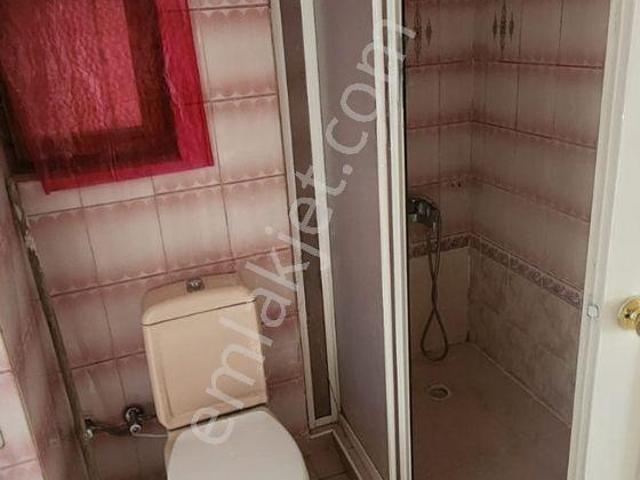 Bahçelievler'de Kiralık 3+1 Ara Katta Ön Cephe Kombili