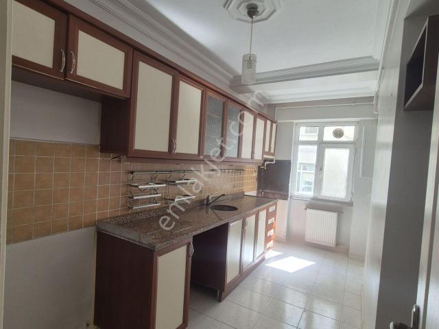 Bahçelievler'de Kiralık 3+1 Daire