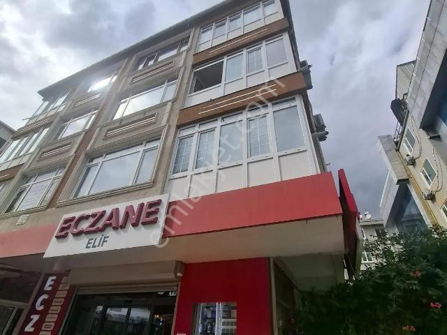 Bahçelievler'de Medicana Yakını 2+1 Kiralık Daire