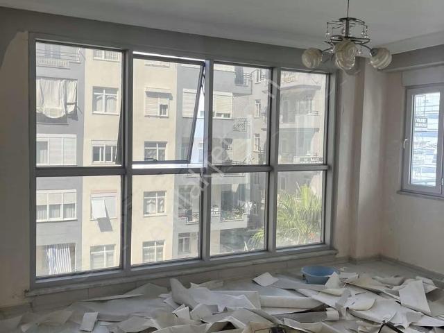 Bahçelievler'de Merkezde! Ferah 1+1 Kiralık Daire