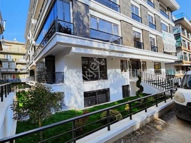 Bahçelievler'de Sıfır Bina 2+1 Arakat