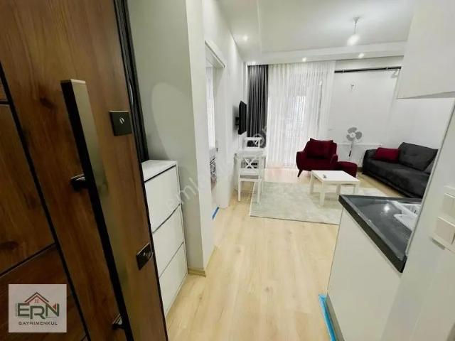 Bahçelievler'de Sıfır Eşyalı 1+1 Daire