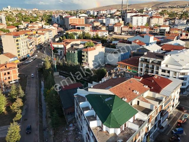 Bahçelievlerde Satılık Çatı Dubleksi