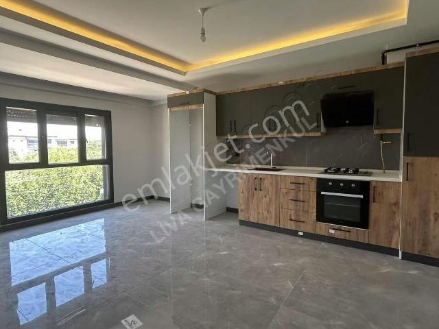 Bahçelievler'de Satılık Sıfır 1+1 Lüks Daire