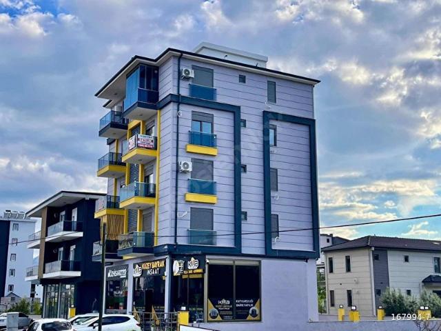 BAHÇEYAKA'DA CADDE ÜZERİNDE KATTA SIFIR DAİRE