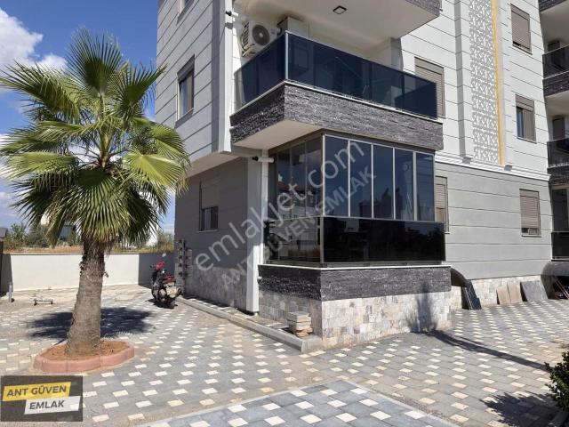 Bahçeyaka'da Eşyalı Cam Balkonlu Yerden Isıtmalı 1+1 Daire