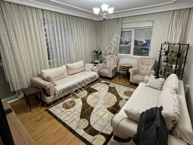 Bahçeyakada Gdk Cephe Doğalgazlı Satılık 3+1 Daire