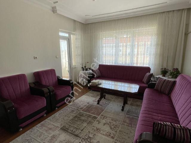 Bahçeyaka'da Satılık Arakat 140 M2 3+1 Daire Katılım Evime Uygun
