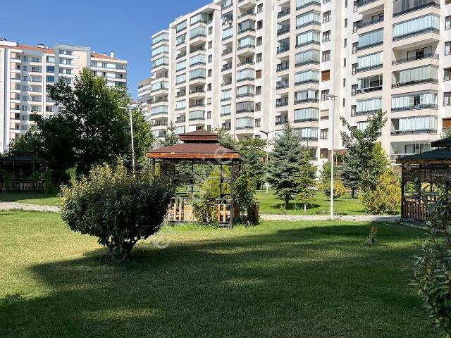 Baha&kutluaydan Meram Bahar Evlerinde Kiralık 3+1 Daire