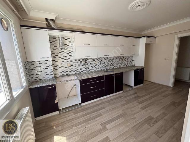 Bahadır Şimşirli'den Tariş Mevkii Kiralık 4+1 Dubleks Daire