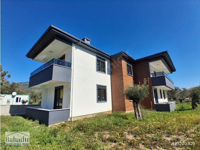BAHADIR EMLAK'TAN ALTINOLUK'TA SIFIR 1+1 KİRALIK DAİRE