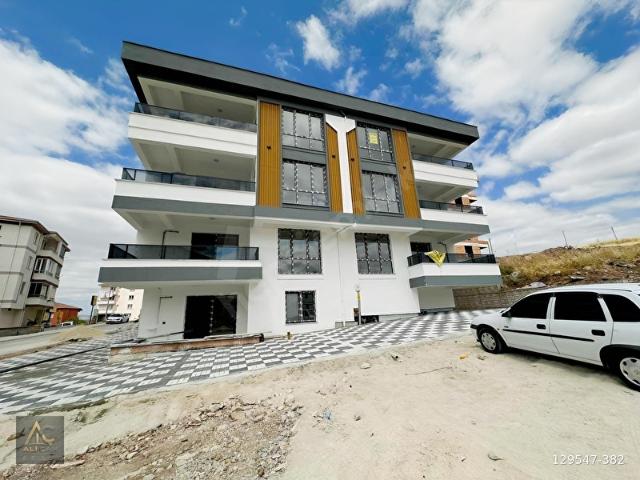 Bahar Caddesi Civarı 2+0 Sıfır Güney Cephe Köşe Başı Daire
