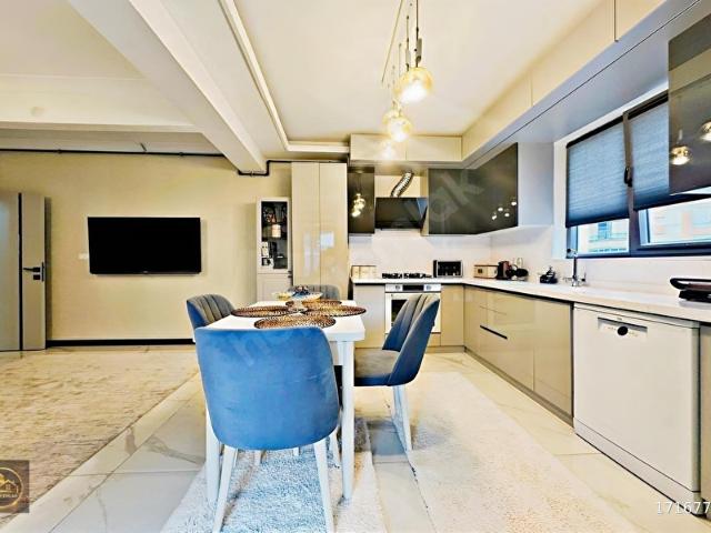 BAHAR EMLAK'TAN MERKEZDE MEGA LÜX YAPILI GENİŞ M2 3+1 DAİRE.!