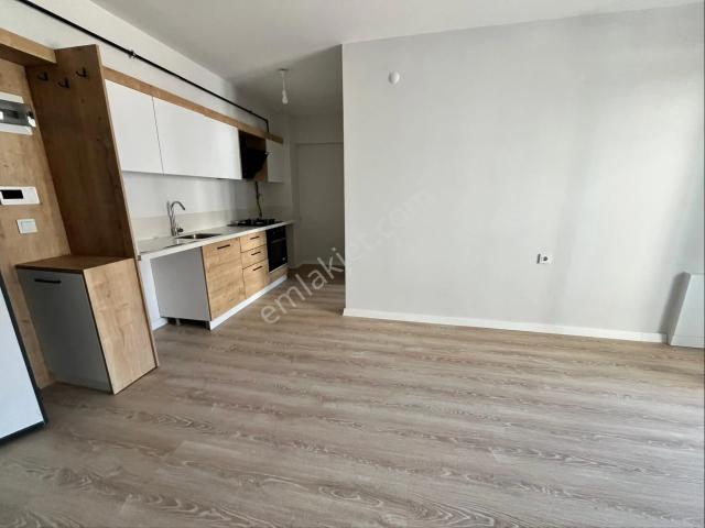 Bahar'dan Dumlupınar'da 2+1 Eşyasız Kiralık Daire