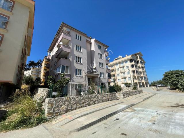 Bahar'dan Görükle'de Satılık 2+1 Daire eşyasız, Aile Apartmanı
