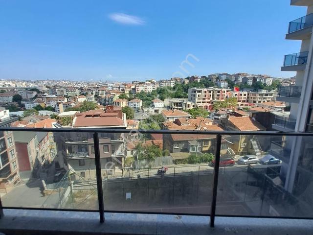 Baharyaka Sitesinde Manzaralı, Balkonlu, Taşınmaya Hazır 3+1