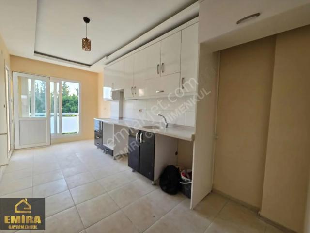 Bahcesehirde 2+1 Kapalı Mutfak Kiralık Daire