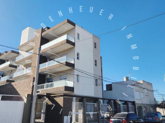 ALQUILER DEPTO 1 DORMITORIO. CON BALCON SUPER COMODO
