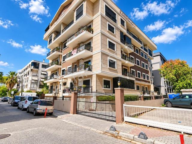 Bahriye Üçok Kuzey Yıldızı Apt.ta 3+1 Açık kapalı Otopark