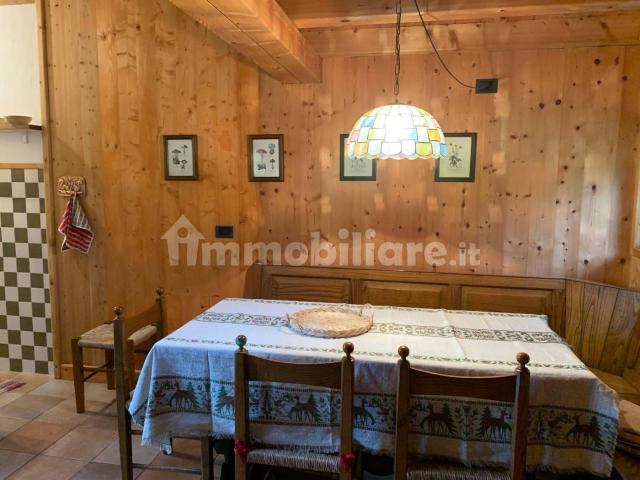 Baita frazione Poira 46, Poira, Civo