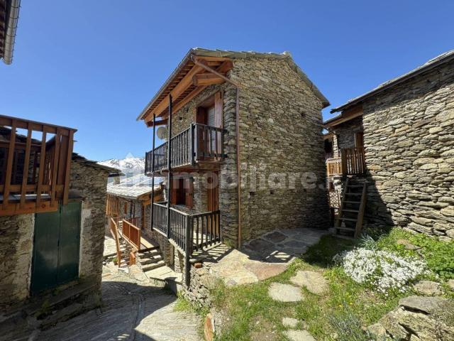 Baita frazione Sant'Antonio, Ostana