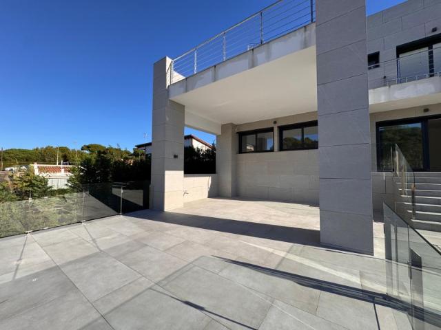 BAIX EMPORDÀ, PALAMÓS CALA MARGARIDA, CASA DE DISEÑO