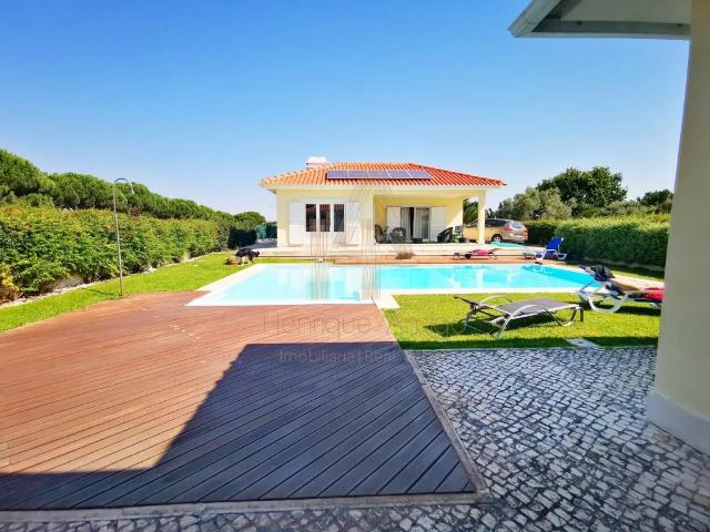 Excelente Moradia com anexo na Aldeia do Meco 153m² Sesimbra Castelo