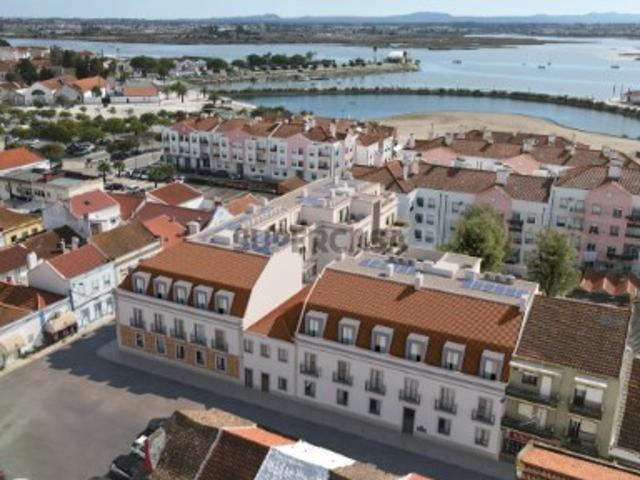 Baixa Montijo Apartamento novo em Condominio Fechado, Estacionamento Montijo