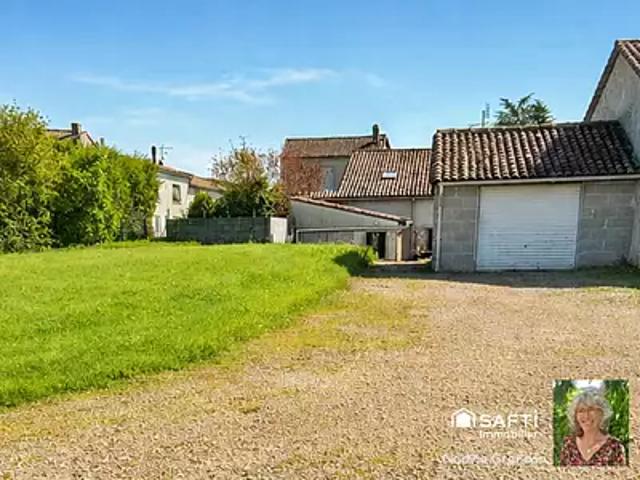 Baignes Sainte Radegonde 16360 Achat / Vente maison 4 pièces t4 parking