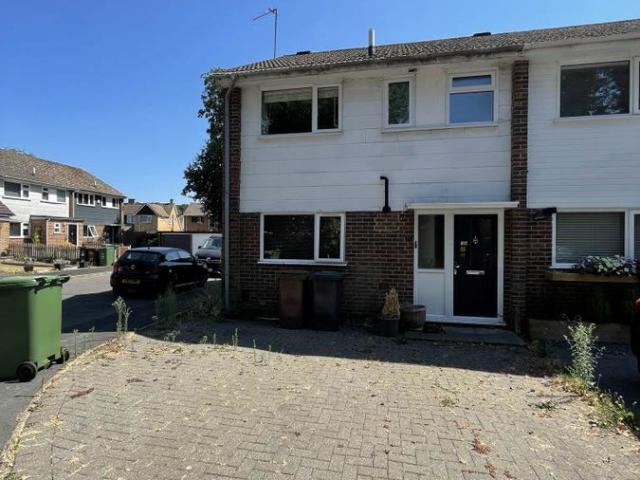 Bailey Close, Camberley GU16, 3 bed semi detached house to rent, £1,750 pcm | PrimeLocation