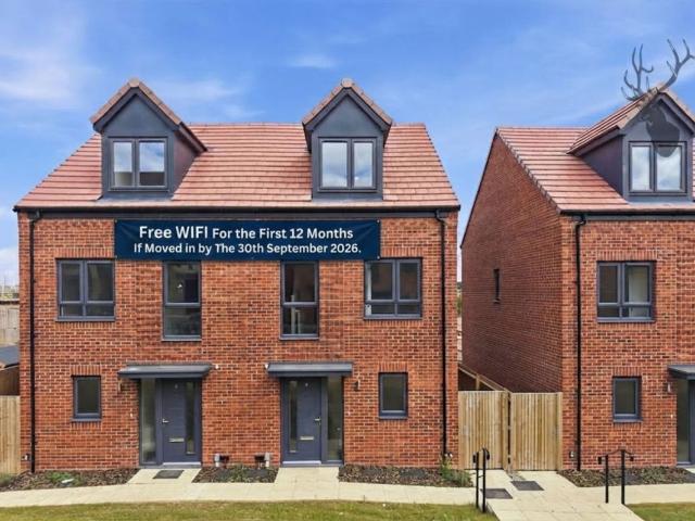 Bailey Close, Bishop's Stortford CM23, 4 bed semi detached house to rent, £2,875 pcm | PrimeLocation