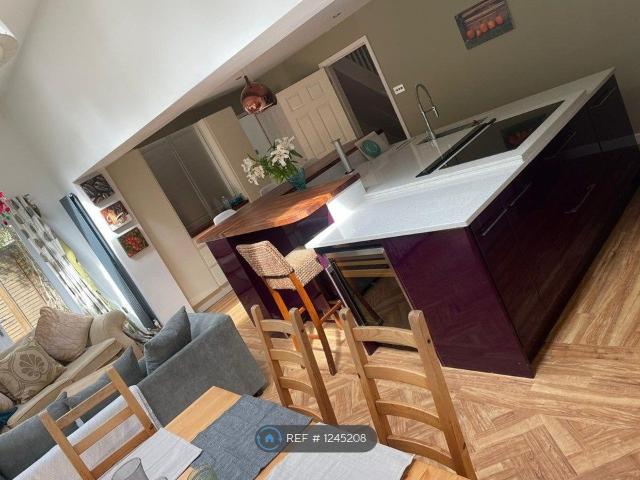 Baileys Mead Road, Bristol BS16, 6 bed detached house to rent, £4,000 pcm | PrimeLocation