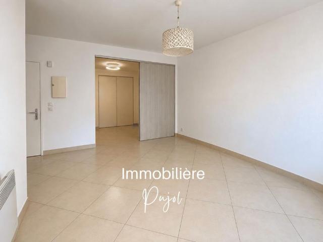 Baille/Lodi 13005 Grand T1 bis avec coin nuit séparé