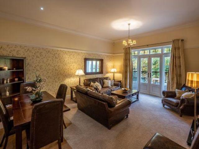 Baillieswells Road, Aberdeen, AB15 3 bed flat to rent £1,900 pcm £438 pw