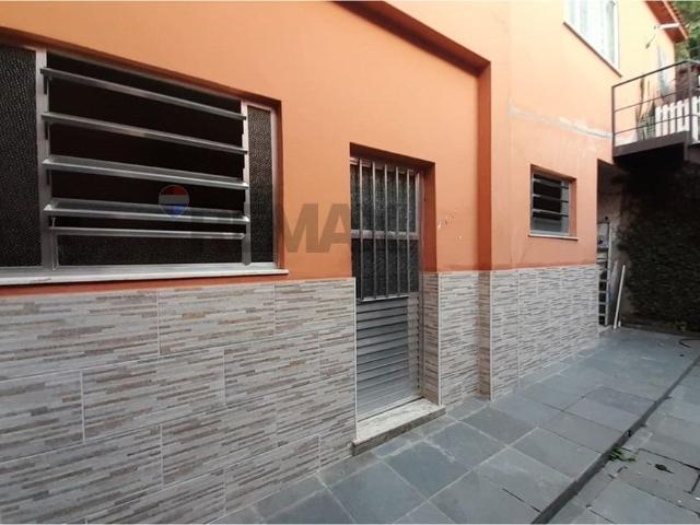 Bairro São Mateus! Excelente Casa para locação com área externa