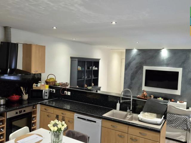 Baisse de prix ! Maison pleine de potentiel à vendre à Thil 54880