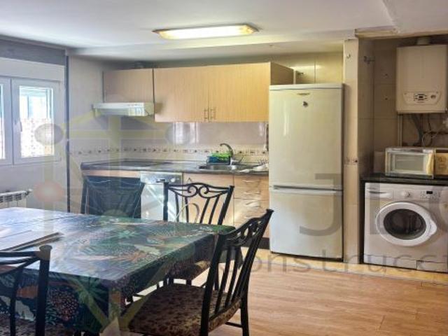 ? Bajo muy luminoso con garaje, trastero y zonas comunes por 185.500 €