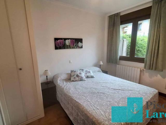 Bajo con jardín en alquiler en Limpias
