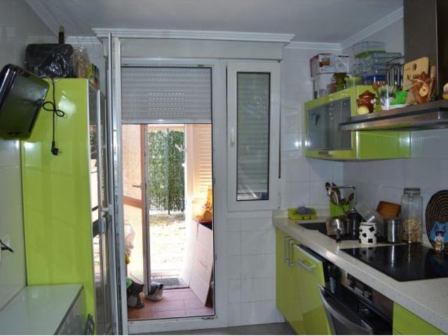Bajo con jardin en Penagos