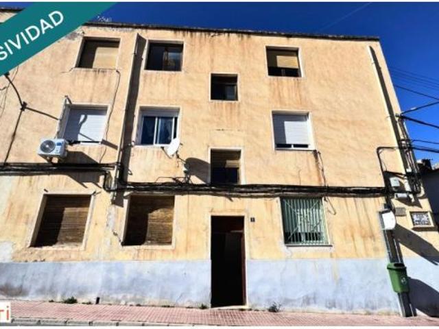 BAJO EN MONÓVAR FUNCIONAL Y CÓMODO