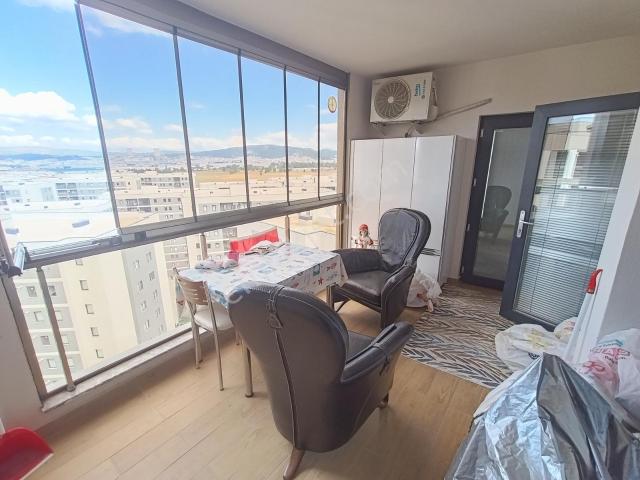 Bakyapı Prestij Hayat'ta Cam Balkonlu Ferah 2+1 Kiralık Daire
